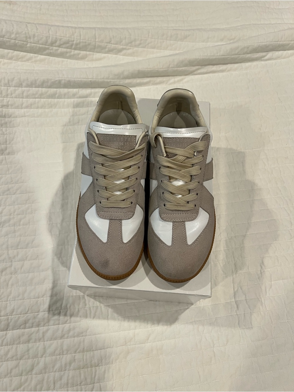 Margiela Gat gray and white suede colorway
Size: US Men 9.5 EU 43
Used
With box